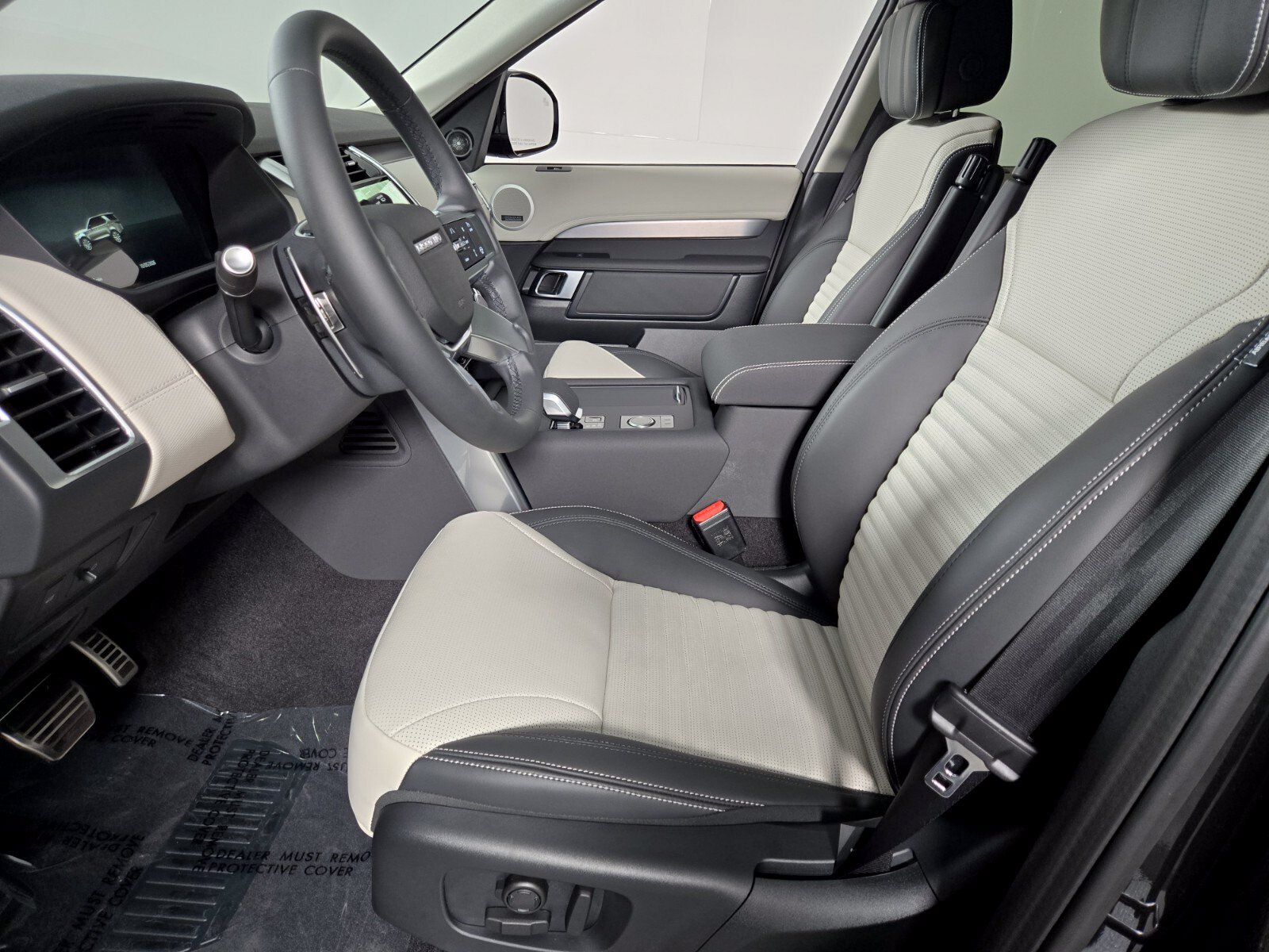 New 2026 Land Rover Discovery Dynamic SE AWD/4WD image 11