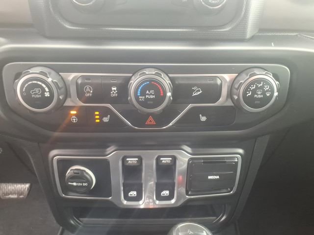 Used 2018 Jeep Wrangler Sport S image 22