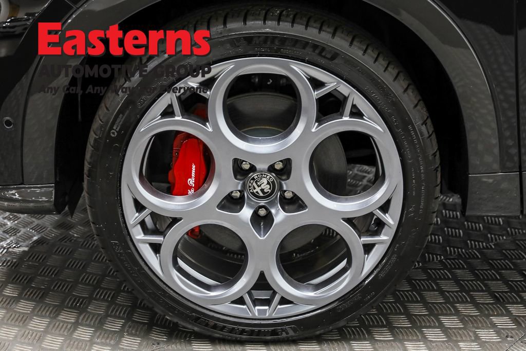 Used 2024 Alfa Romeo Tonale Veloce image 33