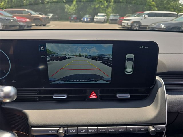 New 2025 Hyundai Ioniq 5 SE image 17