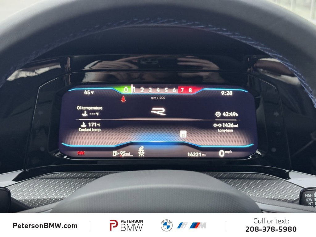 Used 2024 Volkswagen Golf R image 24