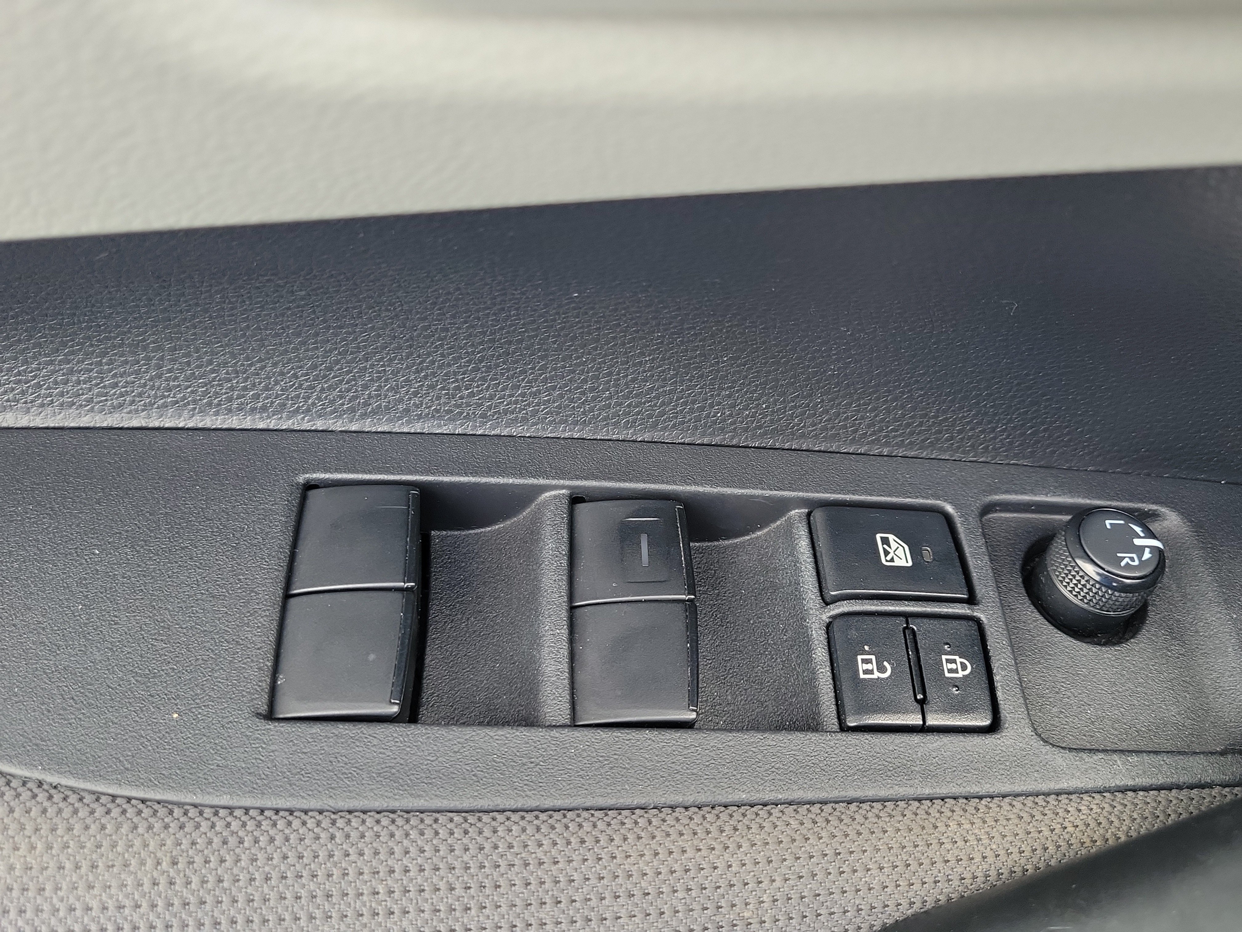 Certified 2023 Toyota Corolla LE FWD image 22