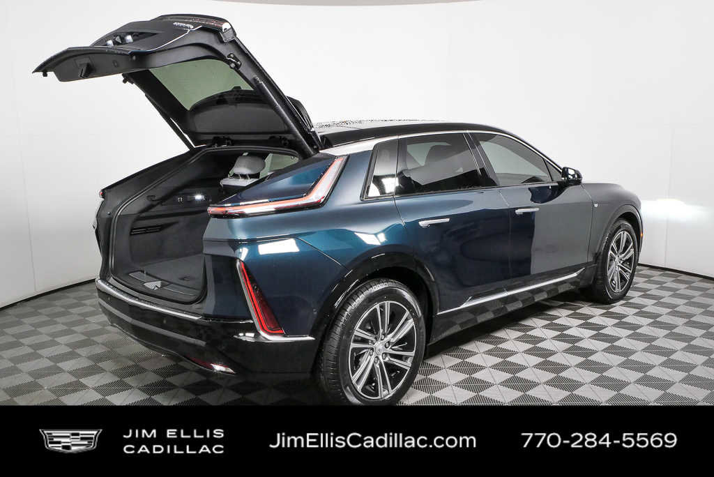 New 2026 Cadillac Lyriq Premium Luxury image 26