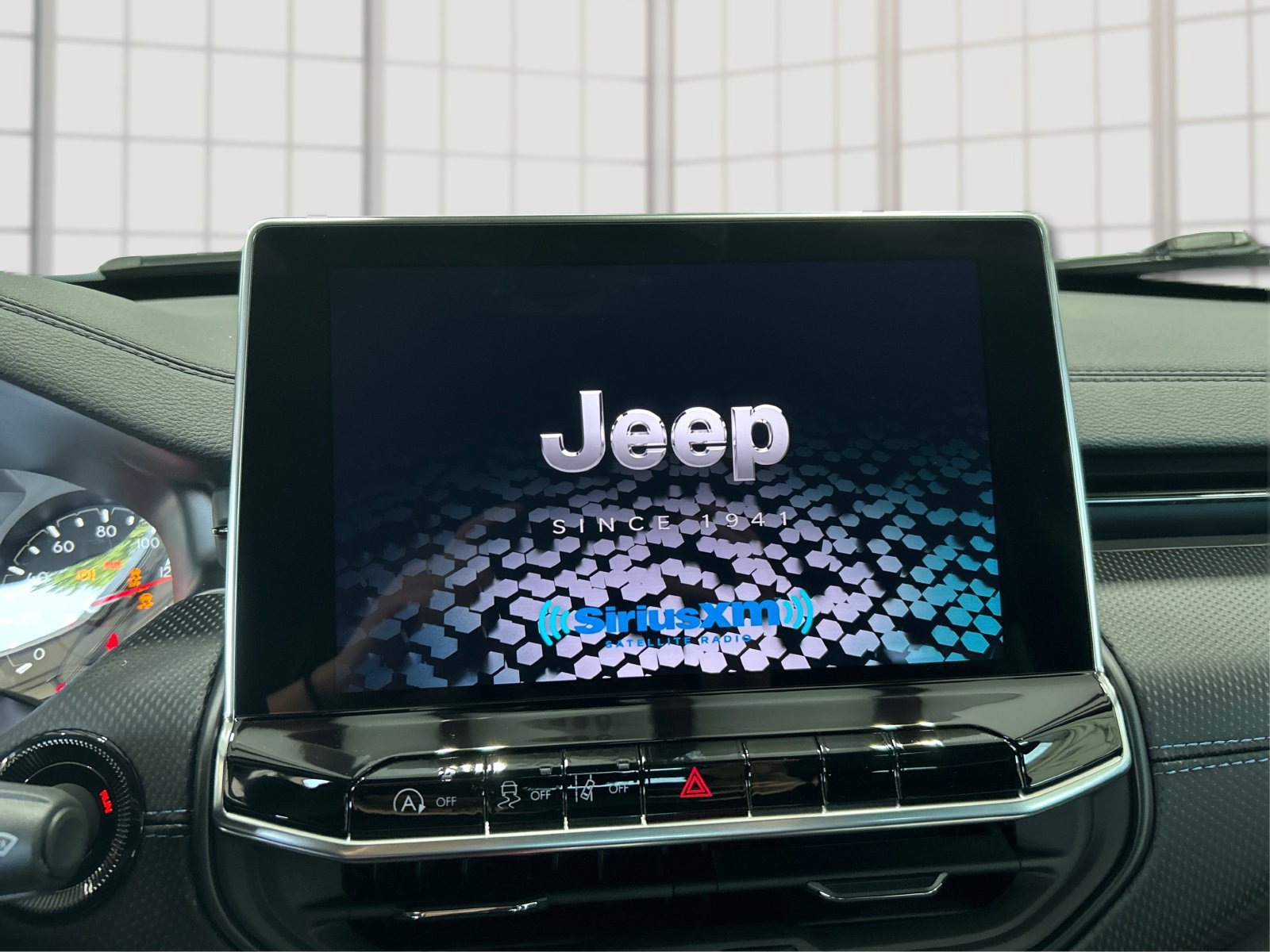 New 2026 Jeep Compass Latitude AWD/4WD image 13