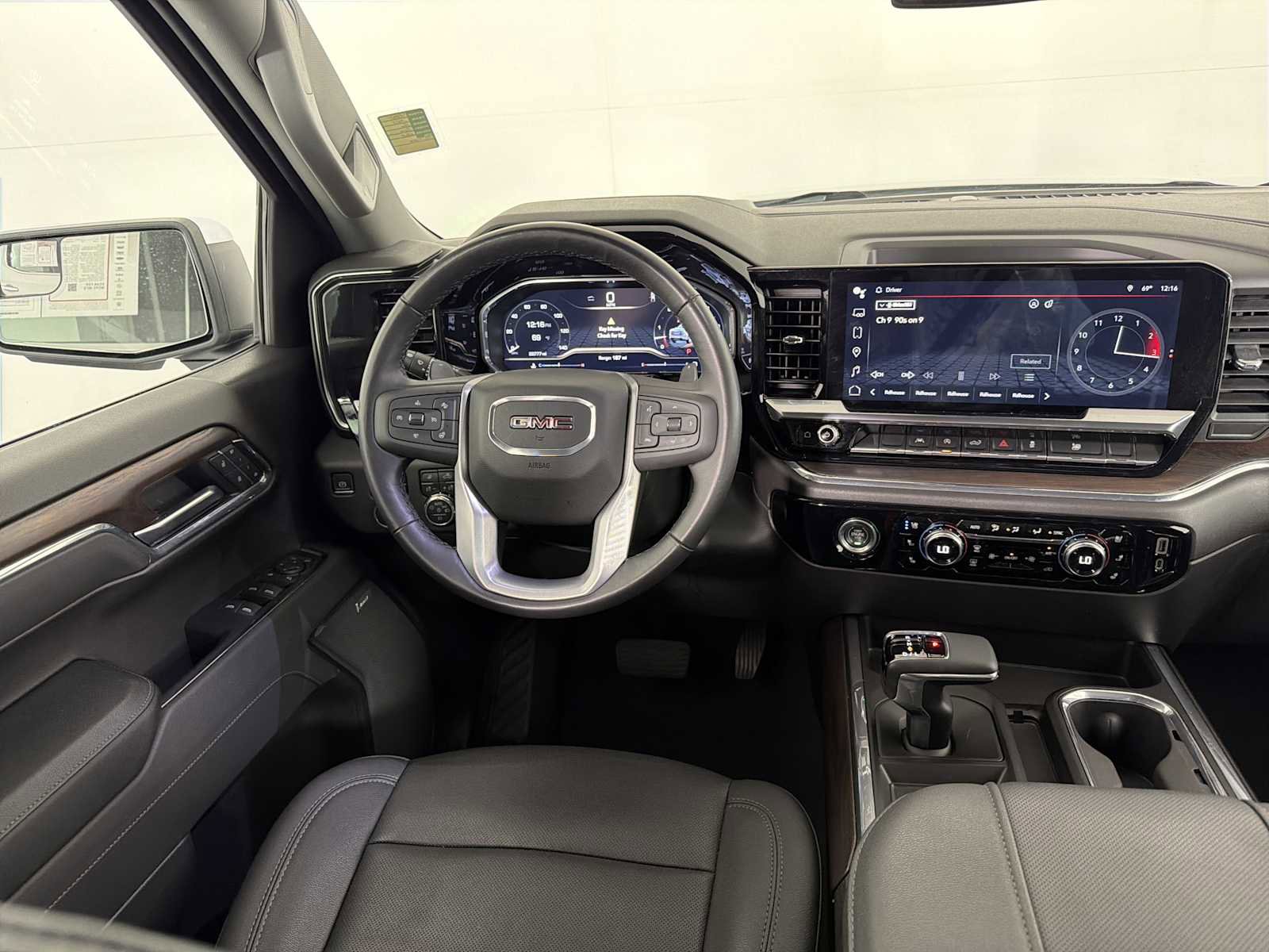 Certified 2023 GMC Sierra 1500 SLT w/ SLT Premium Package AWD/4WD image 21