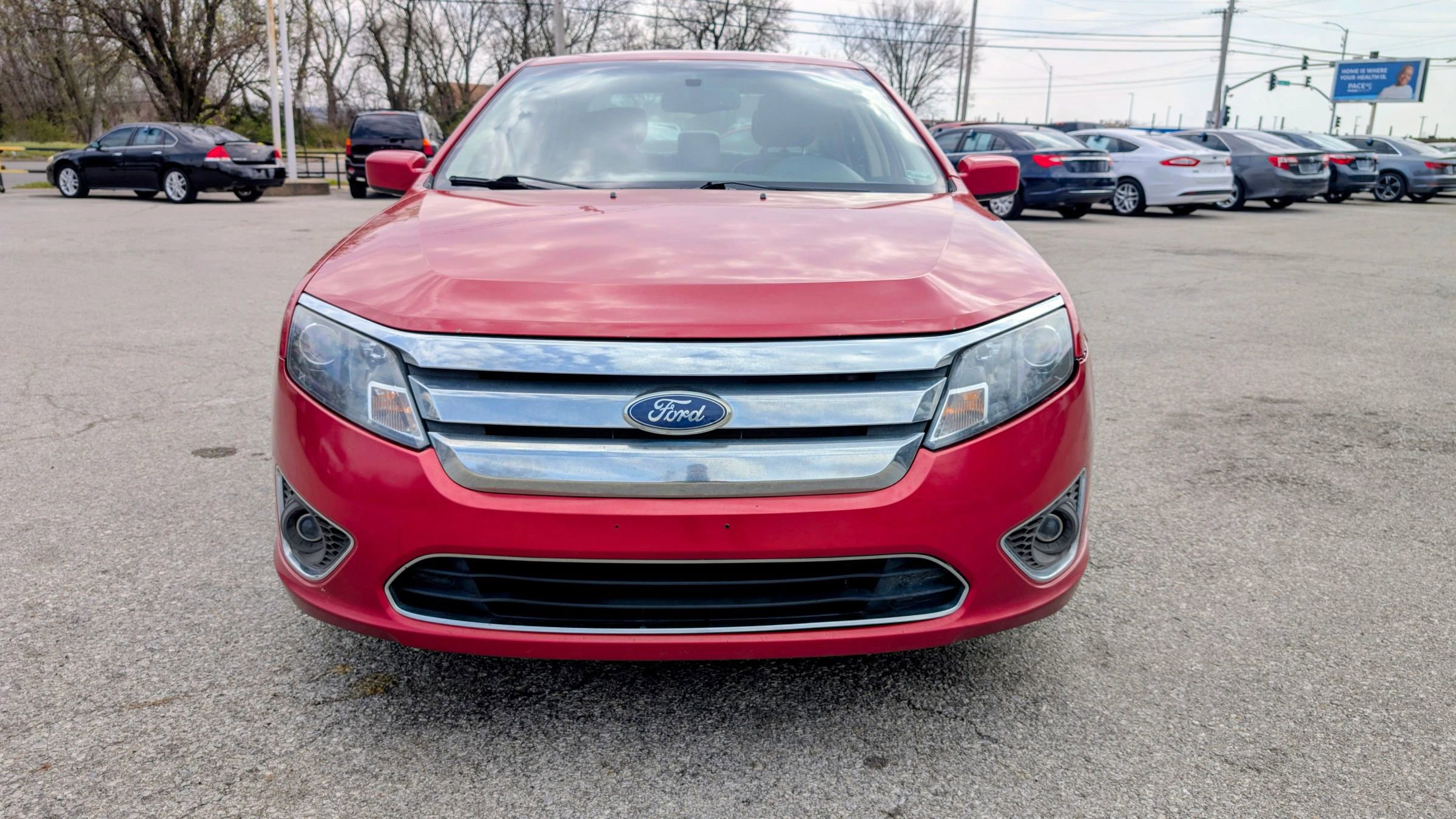 Used 2011 Ford Fusion SEL image 2