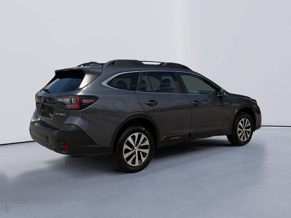Used 2022 Subaru Outback Premium AWD/4WD image 3