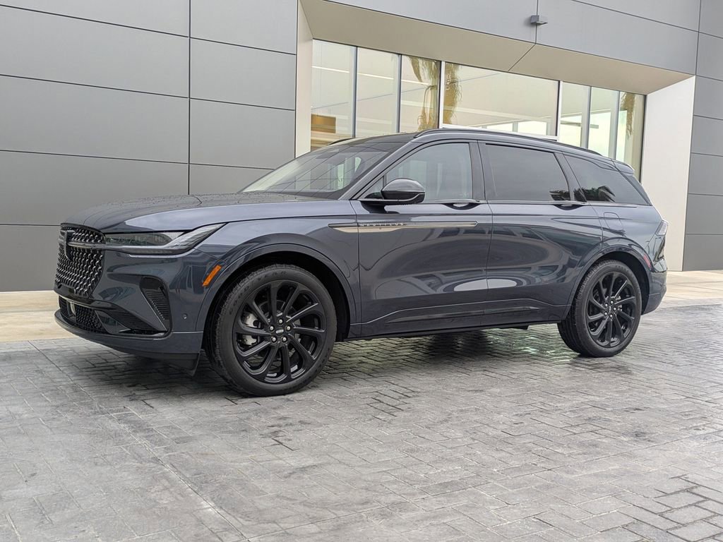 Used 2024 Lincoln Nautilus Black Label AWD/4WD image 2