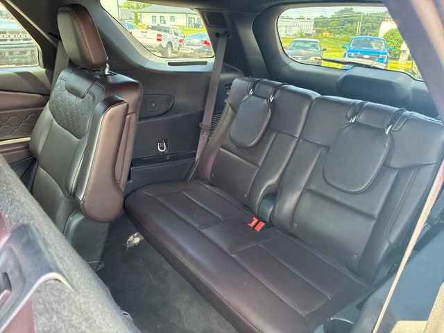 Certified 2025 Ford Explorer Platinum w/ LUX Leather Package AWD/4WD image 66