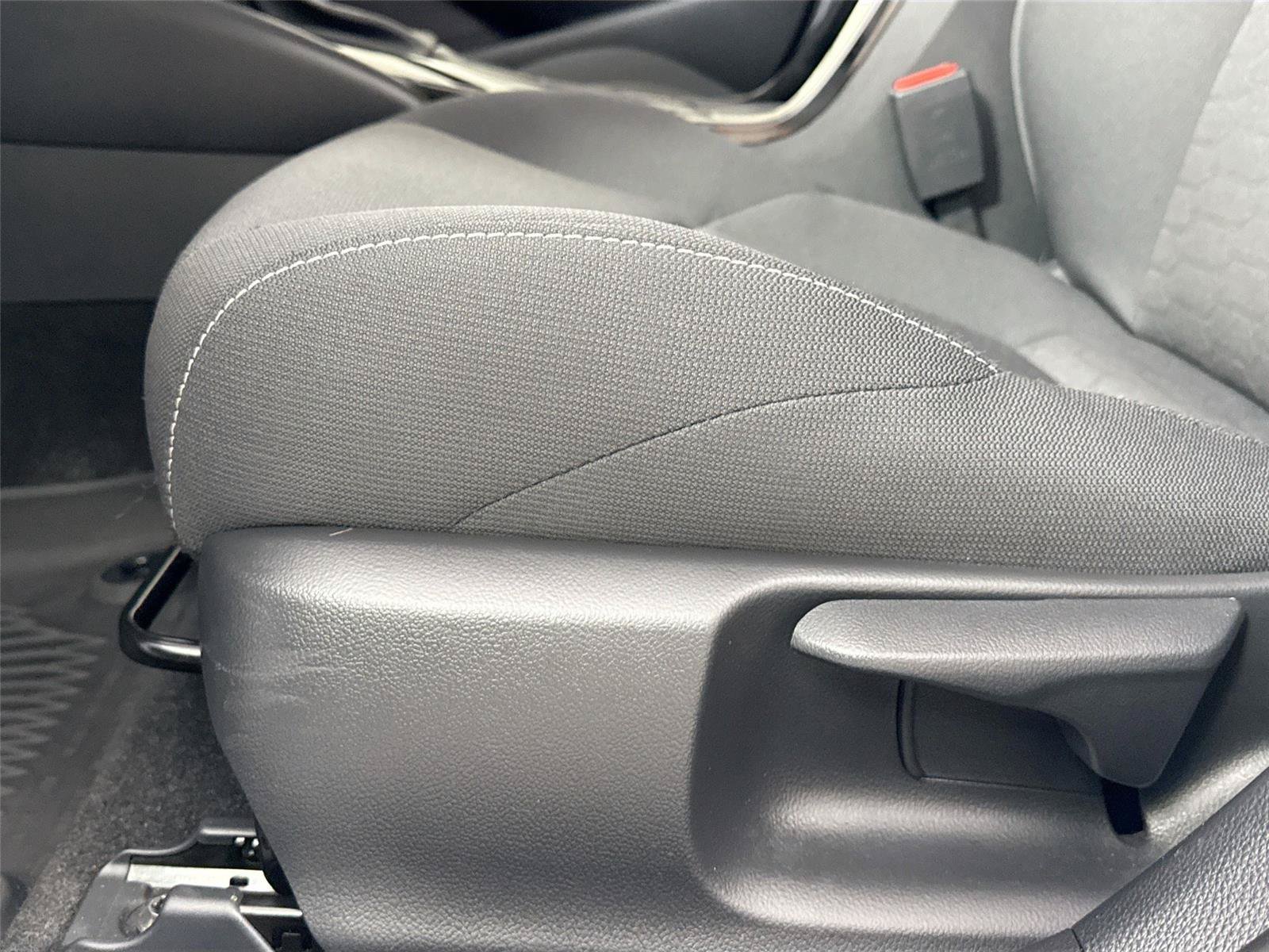Certified 2025 Toyota Corolla SE FWD image 27