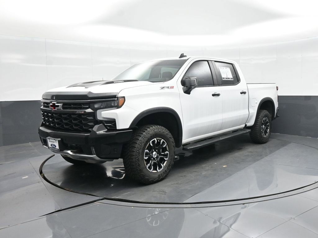 Used 2025 Chevrolet Silverado 1500 ZR2 w/ Technology Package AWD/4WD image 1