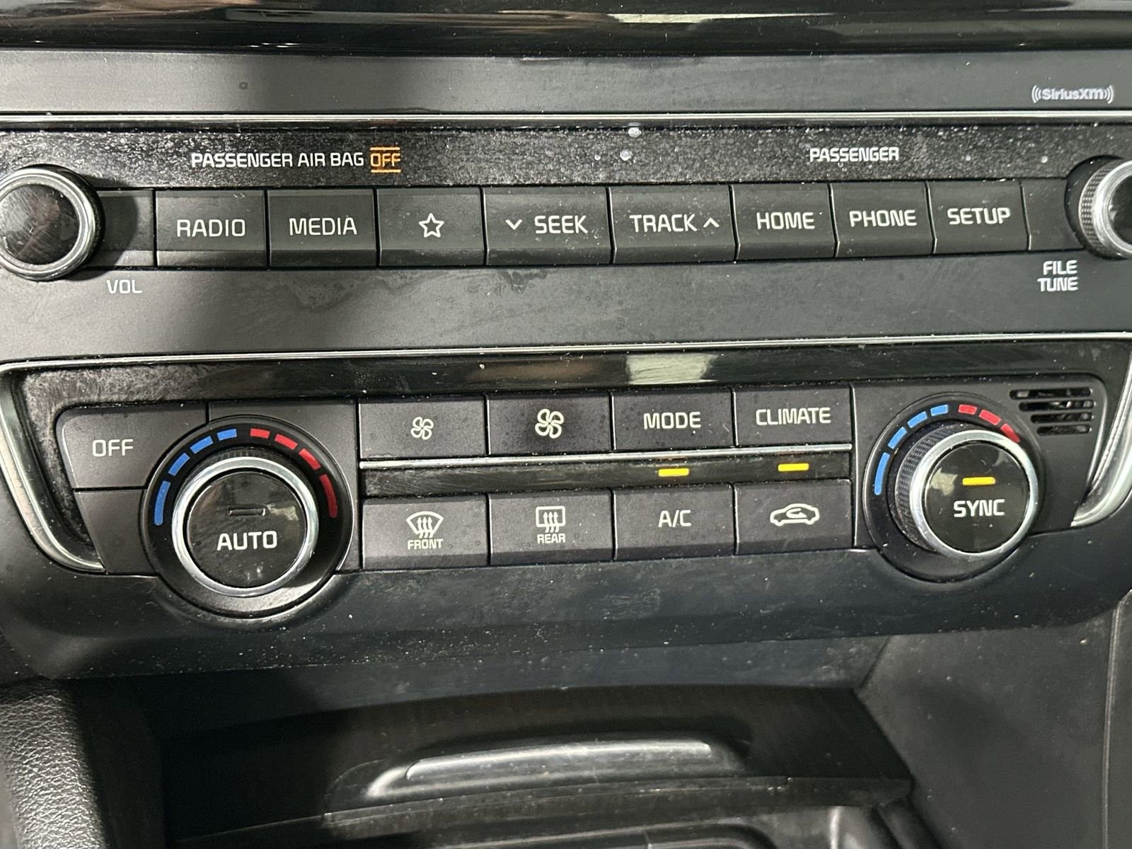 Used 2020 Kia Optima EX image 23