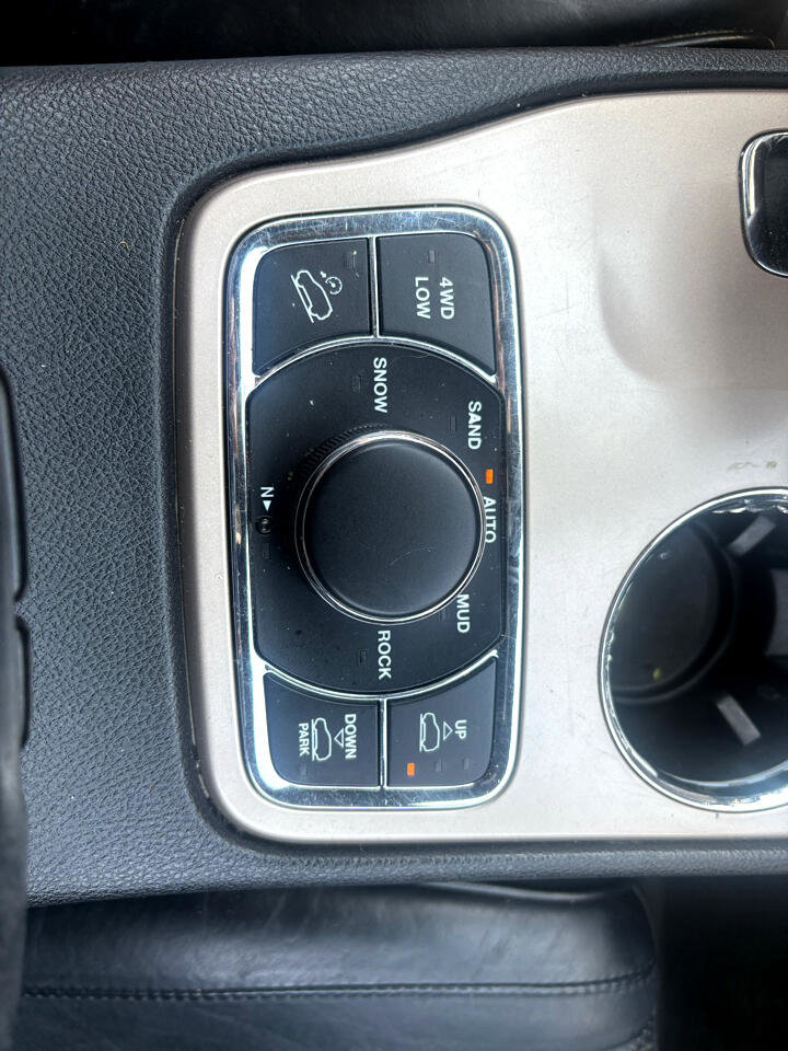 Used 2014 Jeep Grand Cherokee Summit image 16