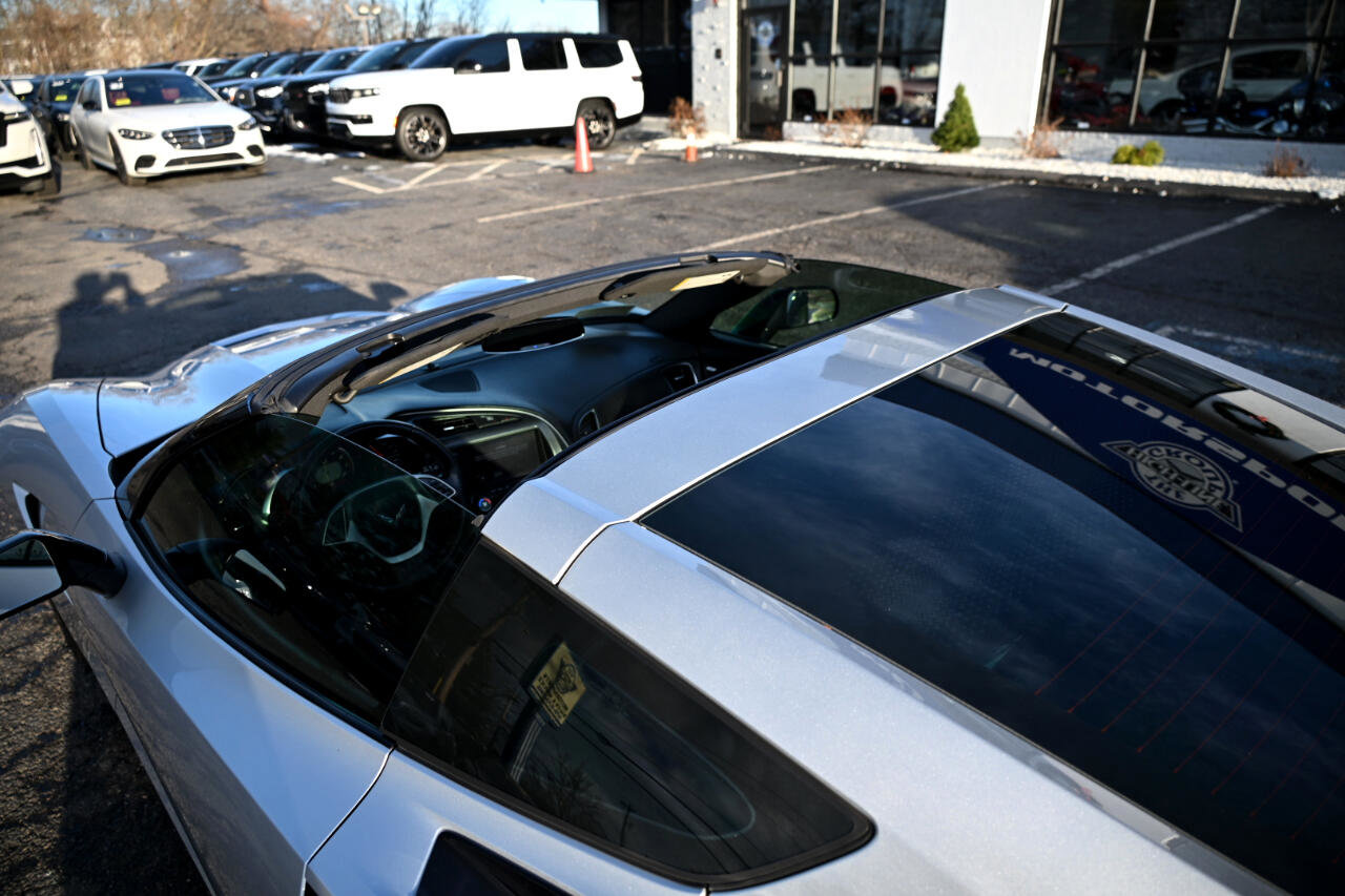 Used 2015 Chevrolet Corvette Stingray Coupe w/ 2LT Preferred Equipment Group image 53