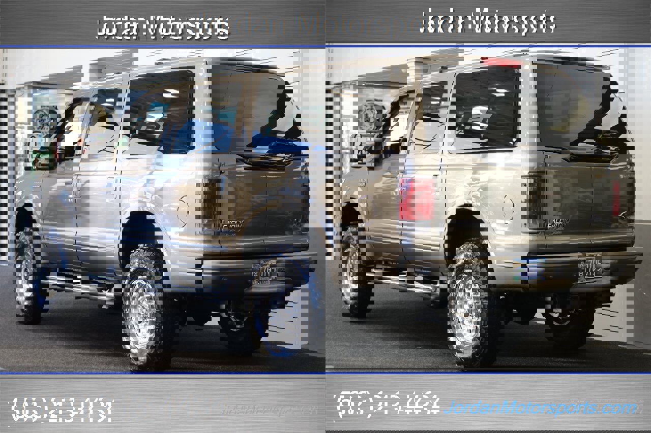 Used 2005 Ford Excursion Limited image 6