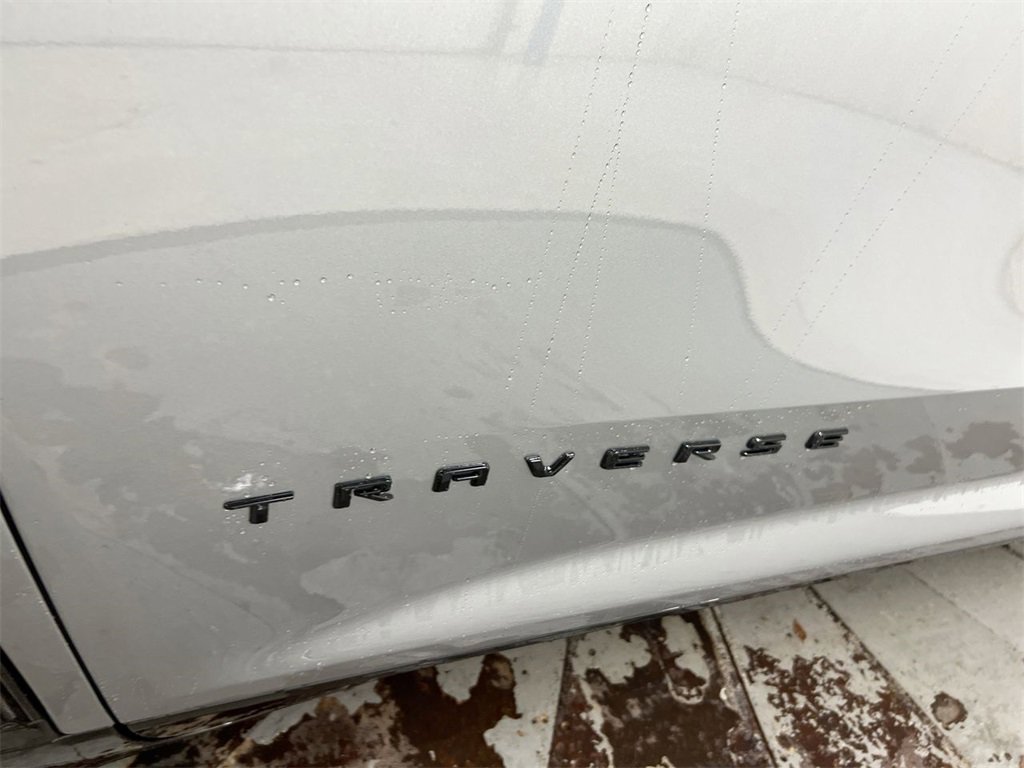 New 2026 Chevrolet Traverse RS w/ LPO, Floor Liner Package image 28