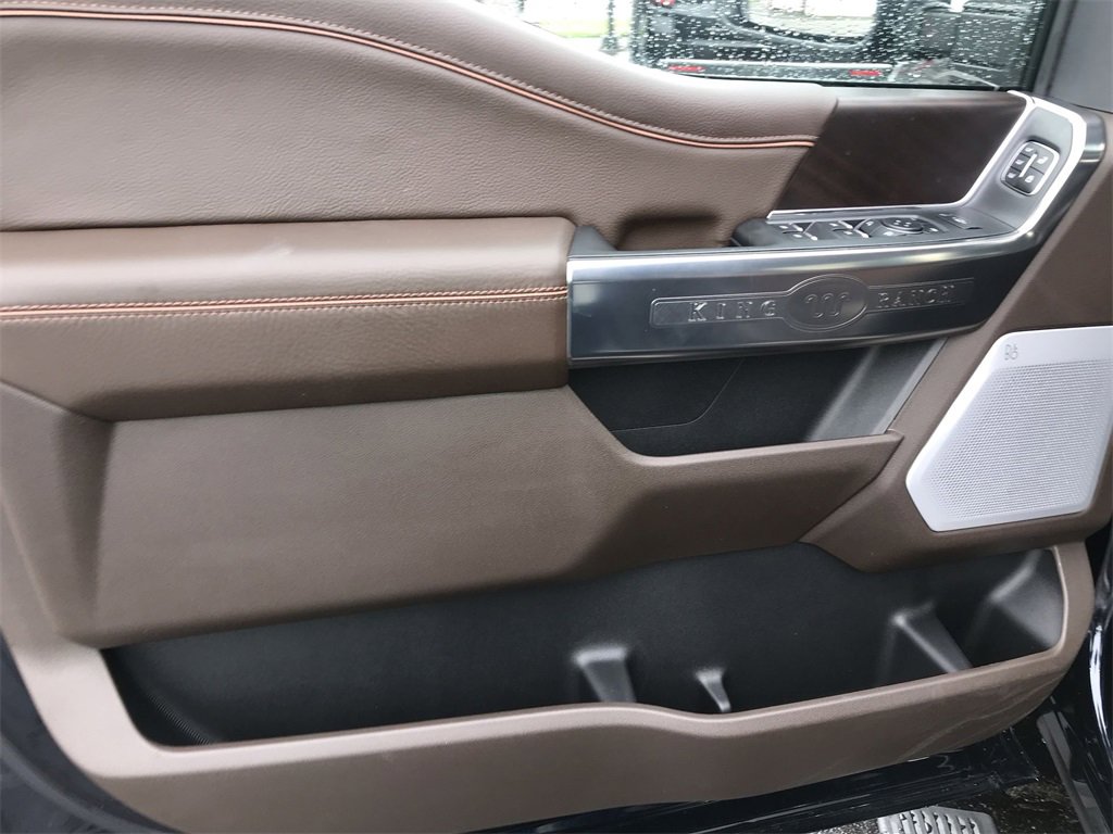 New 2025 Ford F350 King Ranch w/ Chrome Package image 13