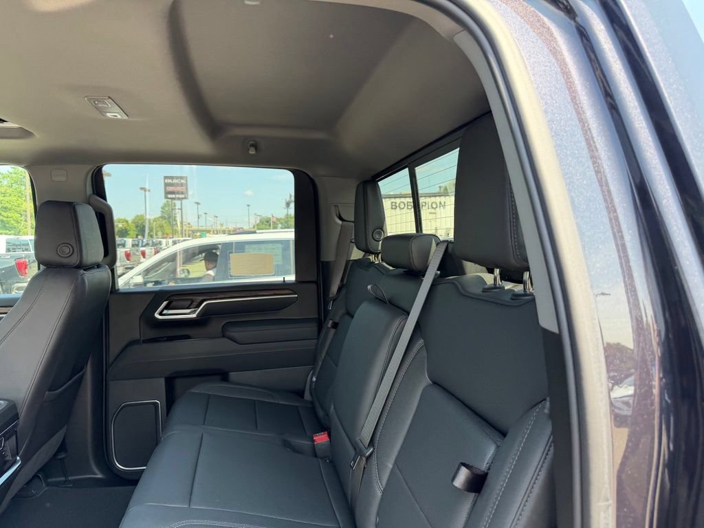 New 2026 GMC Sierra 2500 SLT w/ SLT Premium Package AWD/4WD image 12