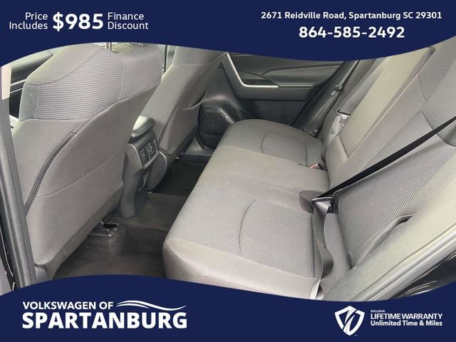 Used 2023 Toyota RAV4 LE image 8