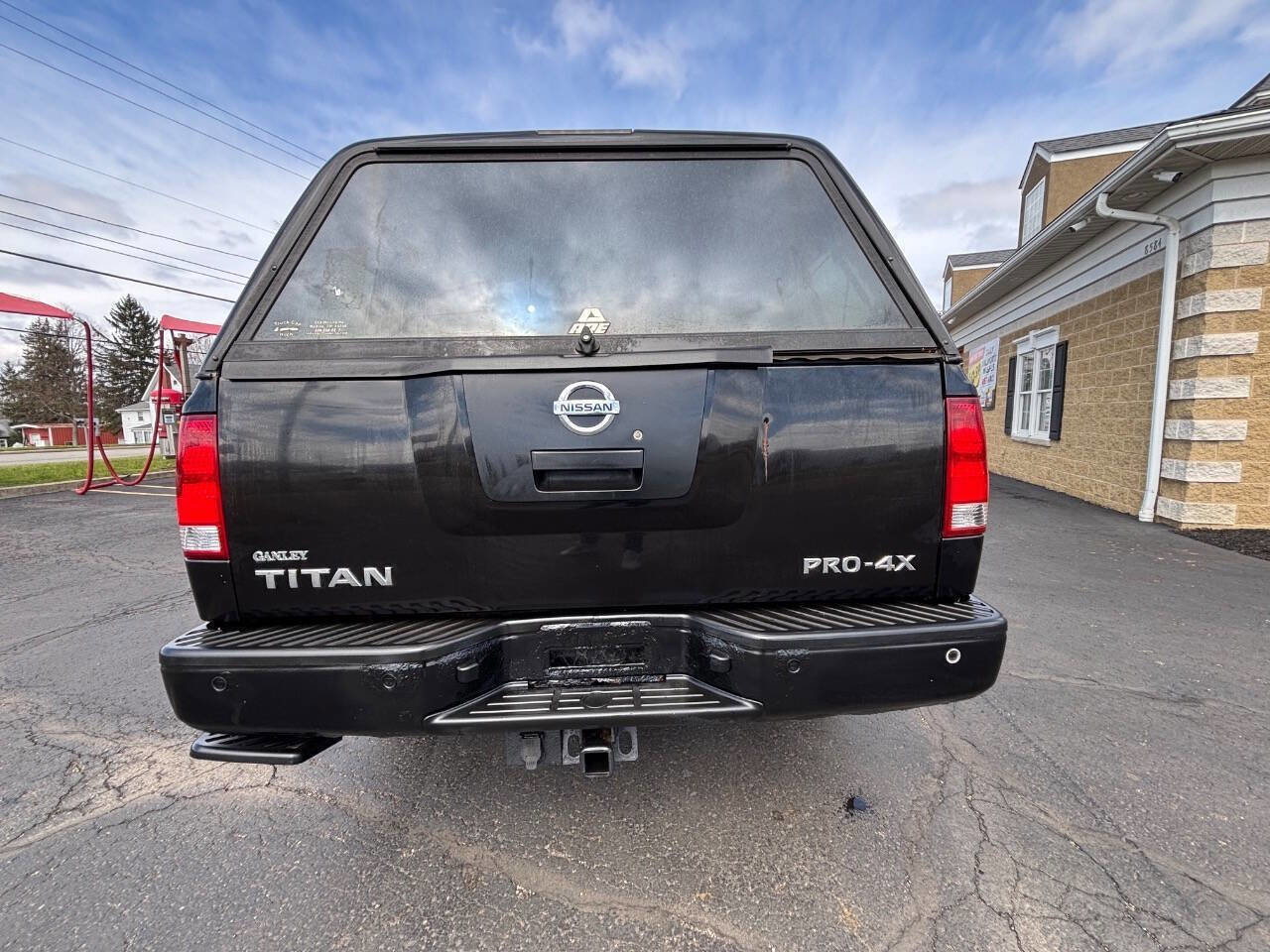 Used 2011 Nissan Titan PRO-4X w/ Pro-4x Luxury Pkg image 4