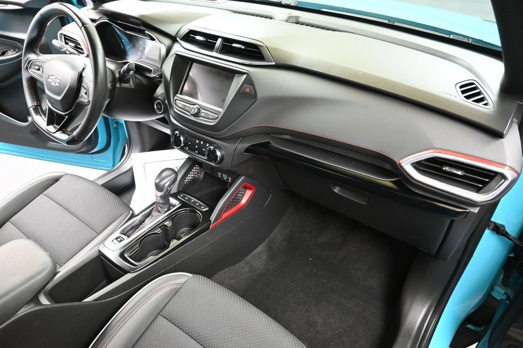 Used 2021 Chevrolet TrailBlazer RS FWD image 13
