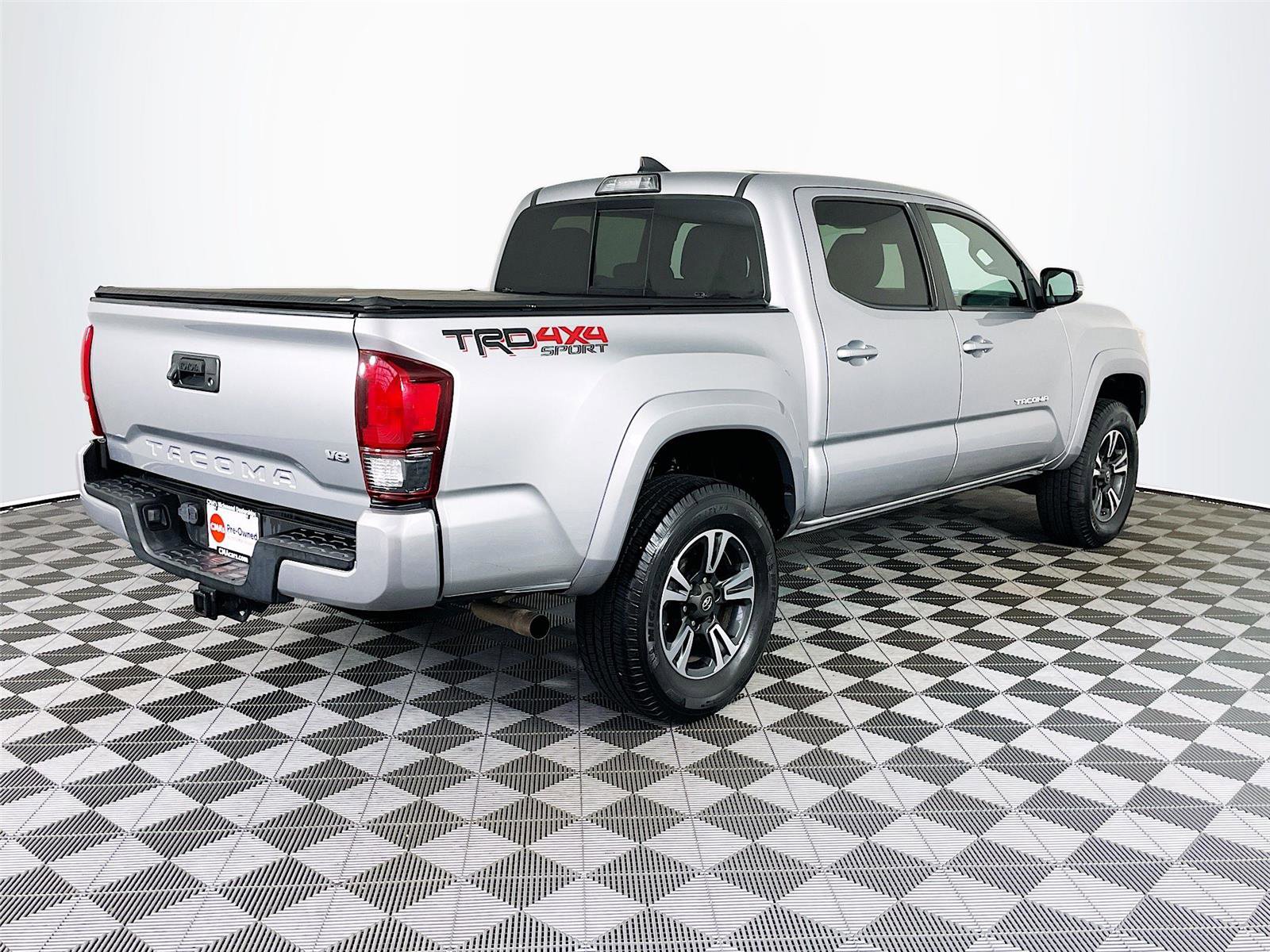 Used 2018 Toyota Tacoma TRD Pro image 9