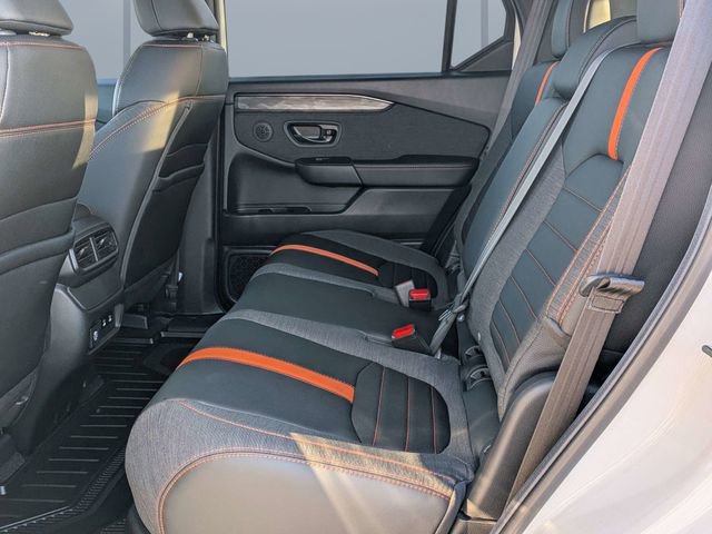 Used 2026 Honda Passport TrailSport image 12
