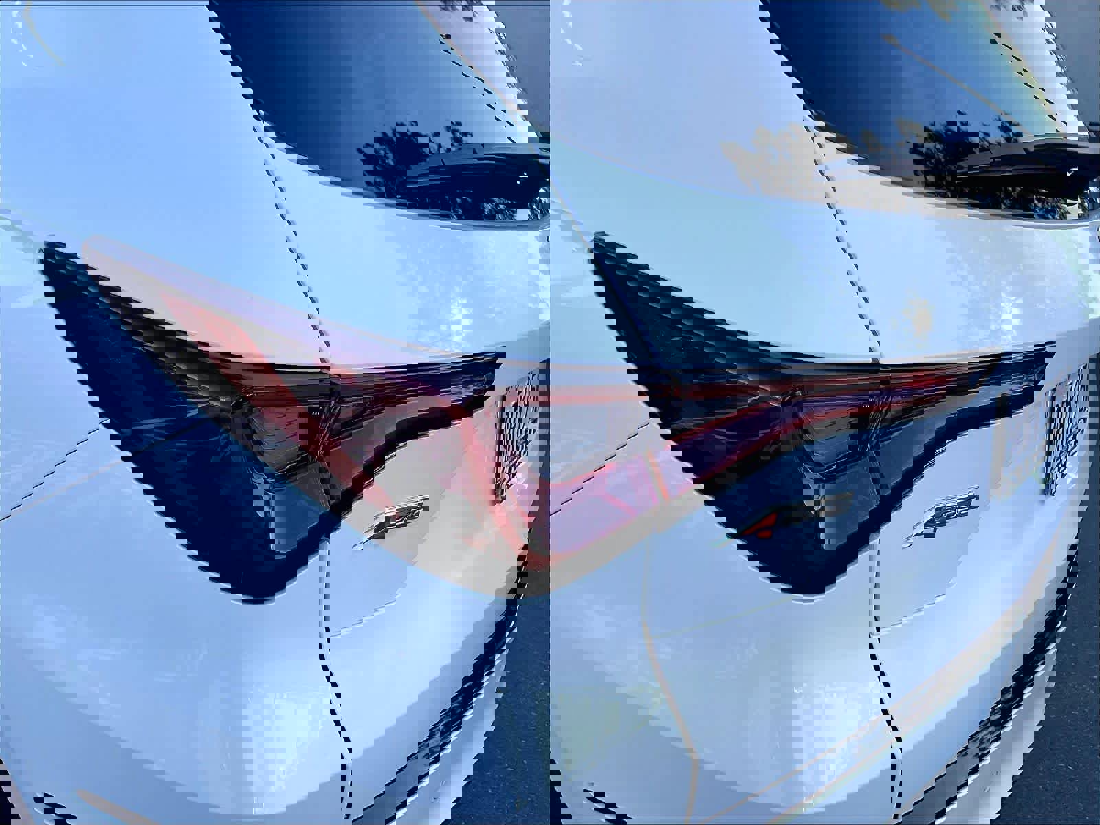 Used 2023 Acura MDX A-Spec image 30