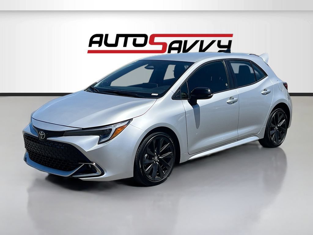 Used 2026 Toyota Corolla XSE FWD image 3