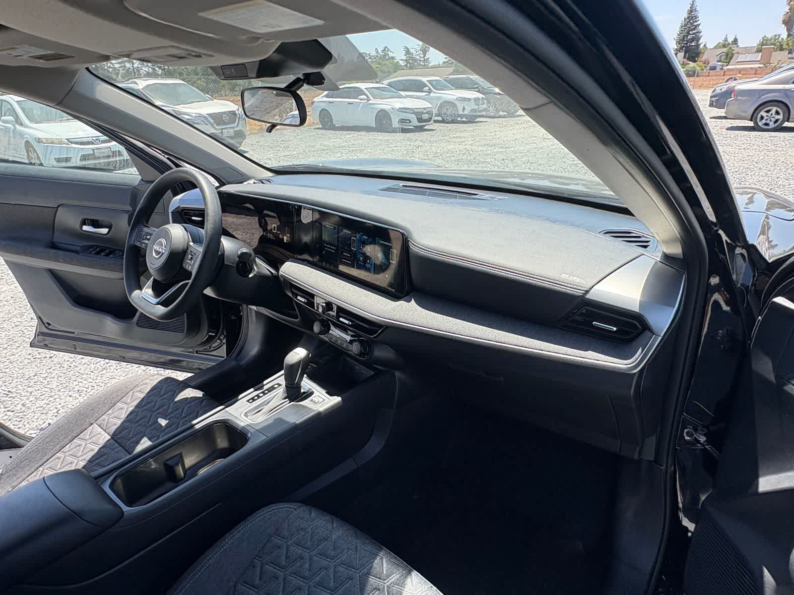 Used 2026 Nissan Kicks SV FWD image 13