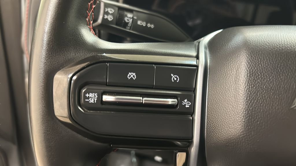 Used 2024 Chevrolet Colorado Z71 w/ Advanced Trailering Package image 19