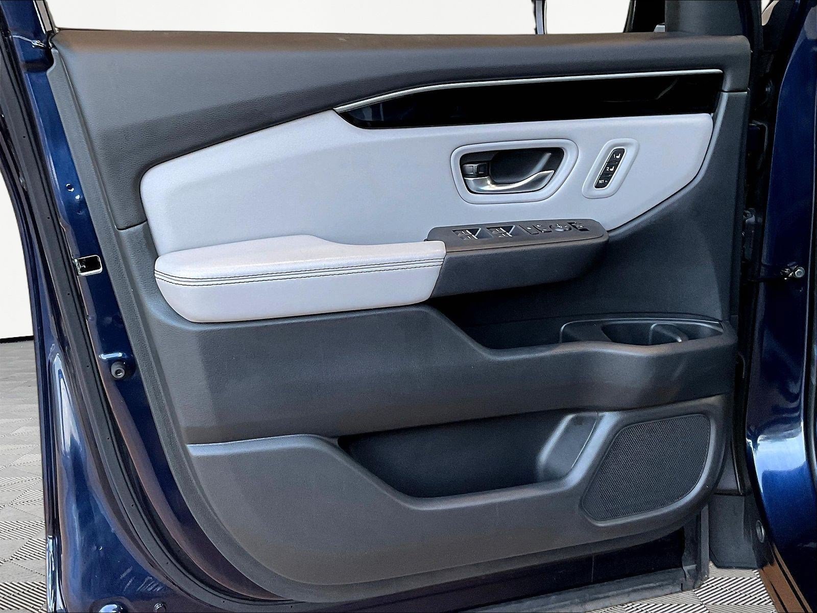 Used 2024 Honda Pilot EX-L image 19