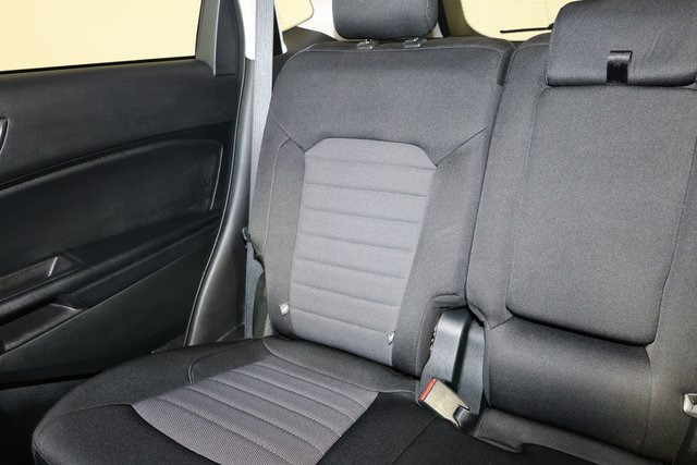 Used 2022 Ford Edge SE image 12