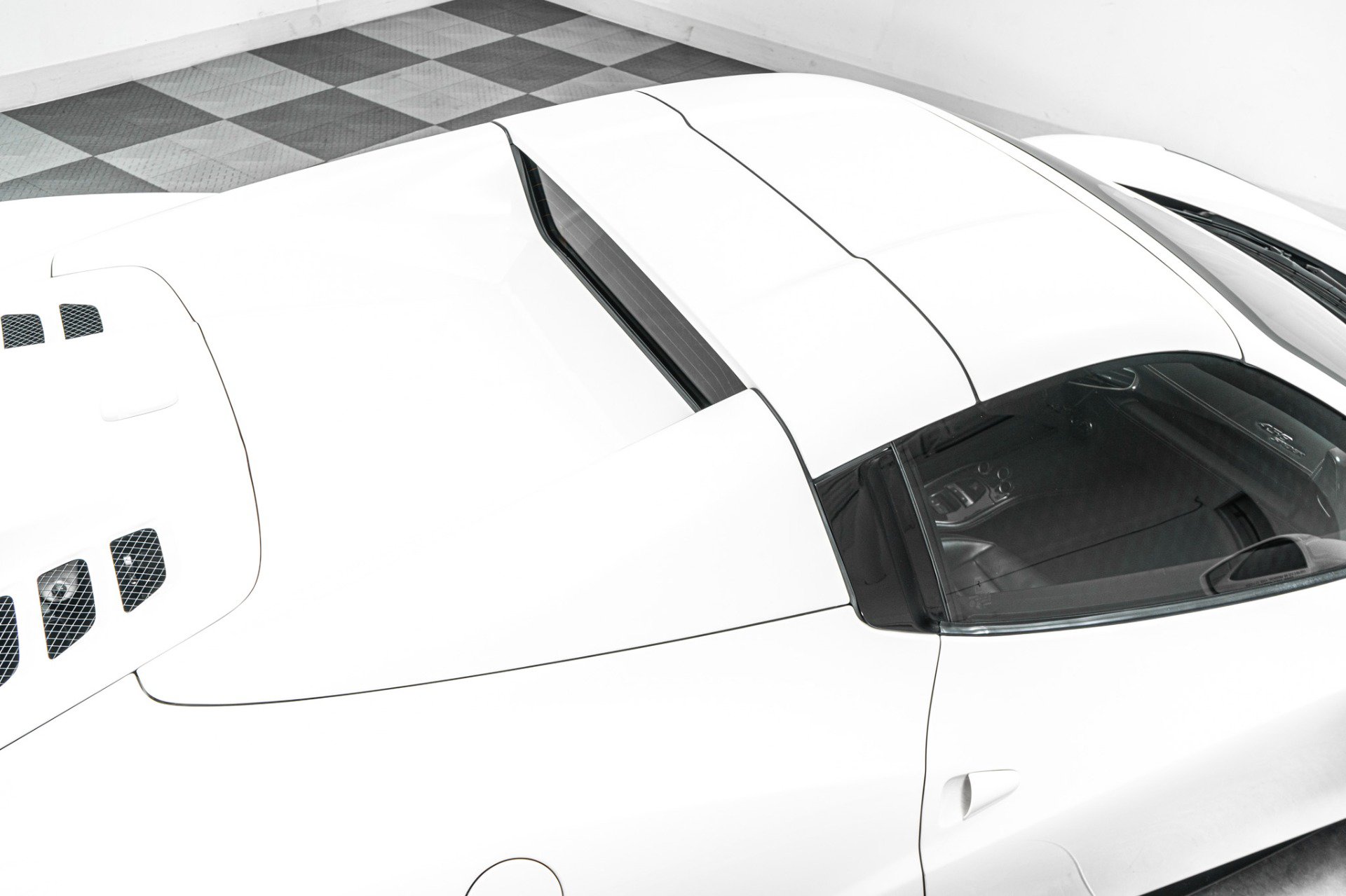 Used 2015 Ferrari 458 Spider RWD image 38