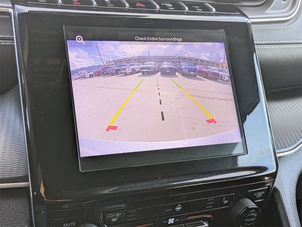 Used 2024 Jeep Grand Cherokee L Laredo image 18