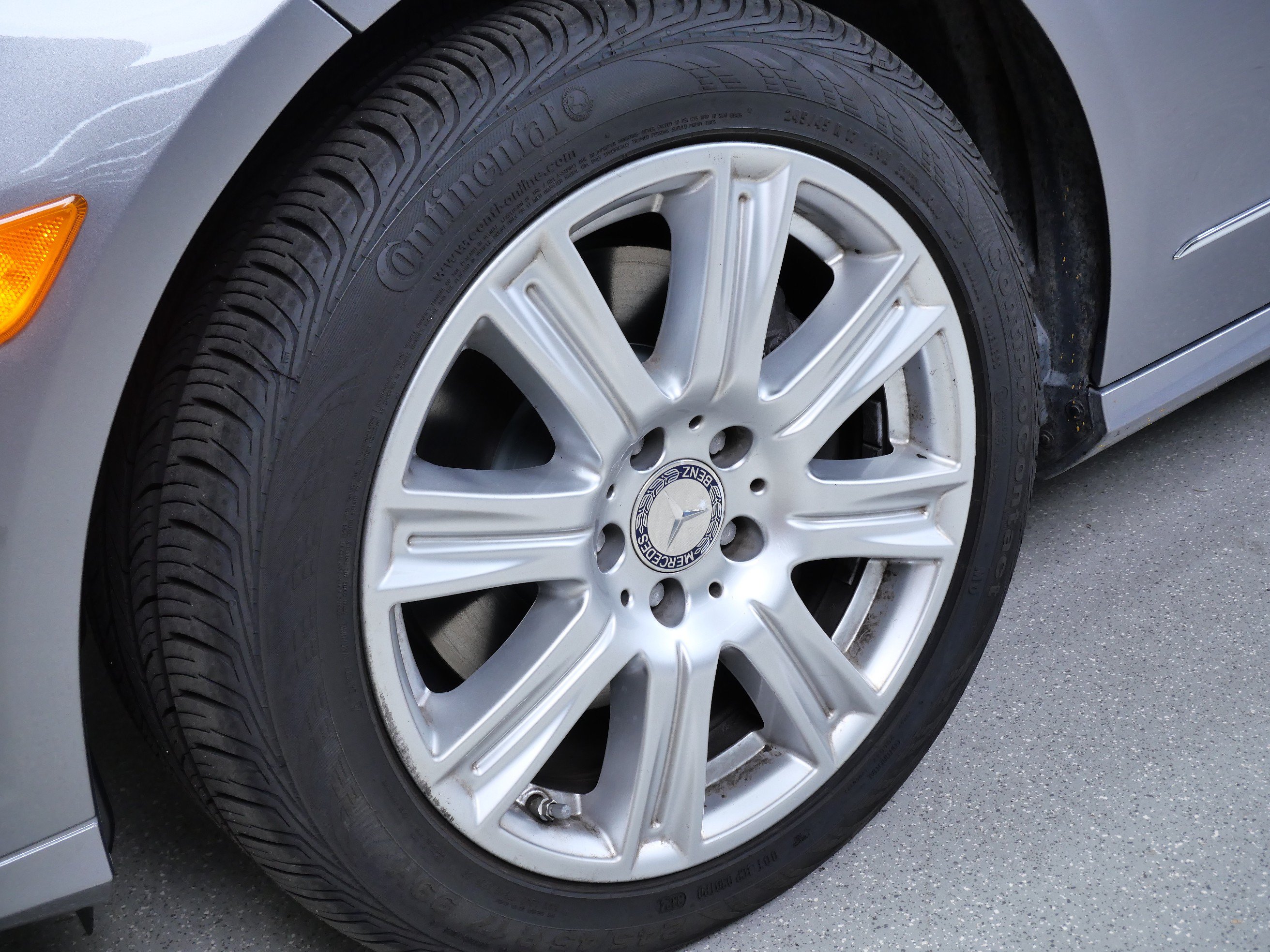 Used 2012 Mercedes-Benz E 350 4MATIC Sedan image 12