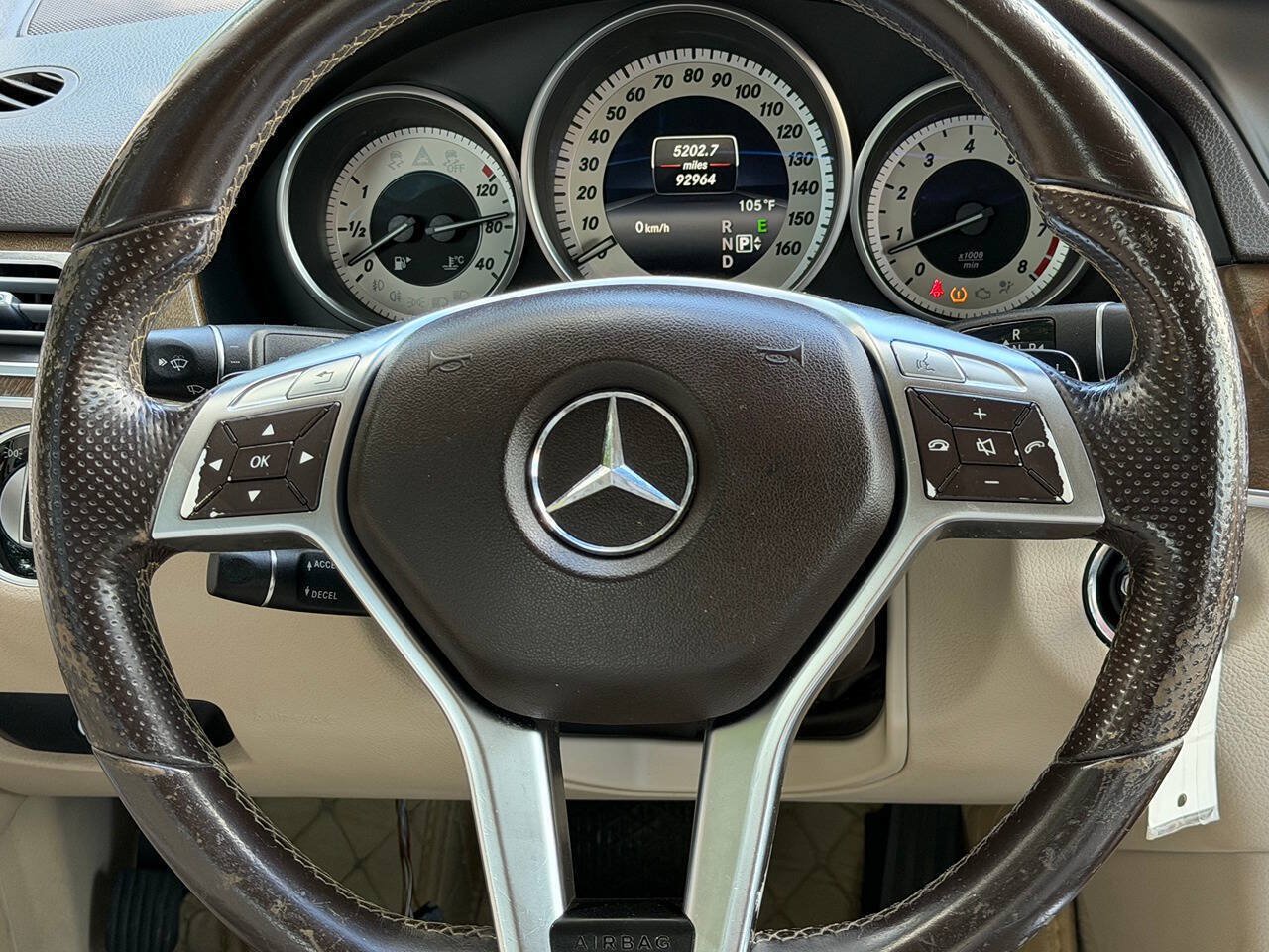 Used 2014 Mercedes-Benz E 350 4MATIC Sedan w/ Premium 1 Package image 37