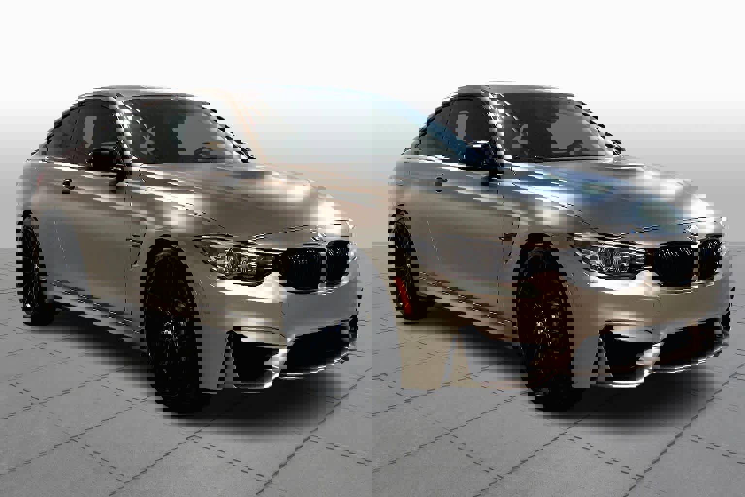 Used 2018 BMW M4 Coupe w/ Competition Package image 2