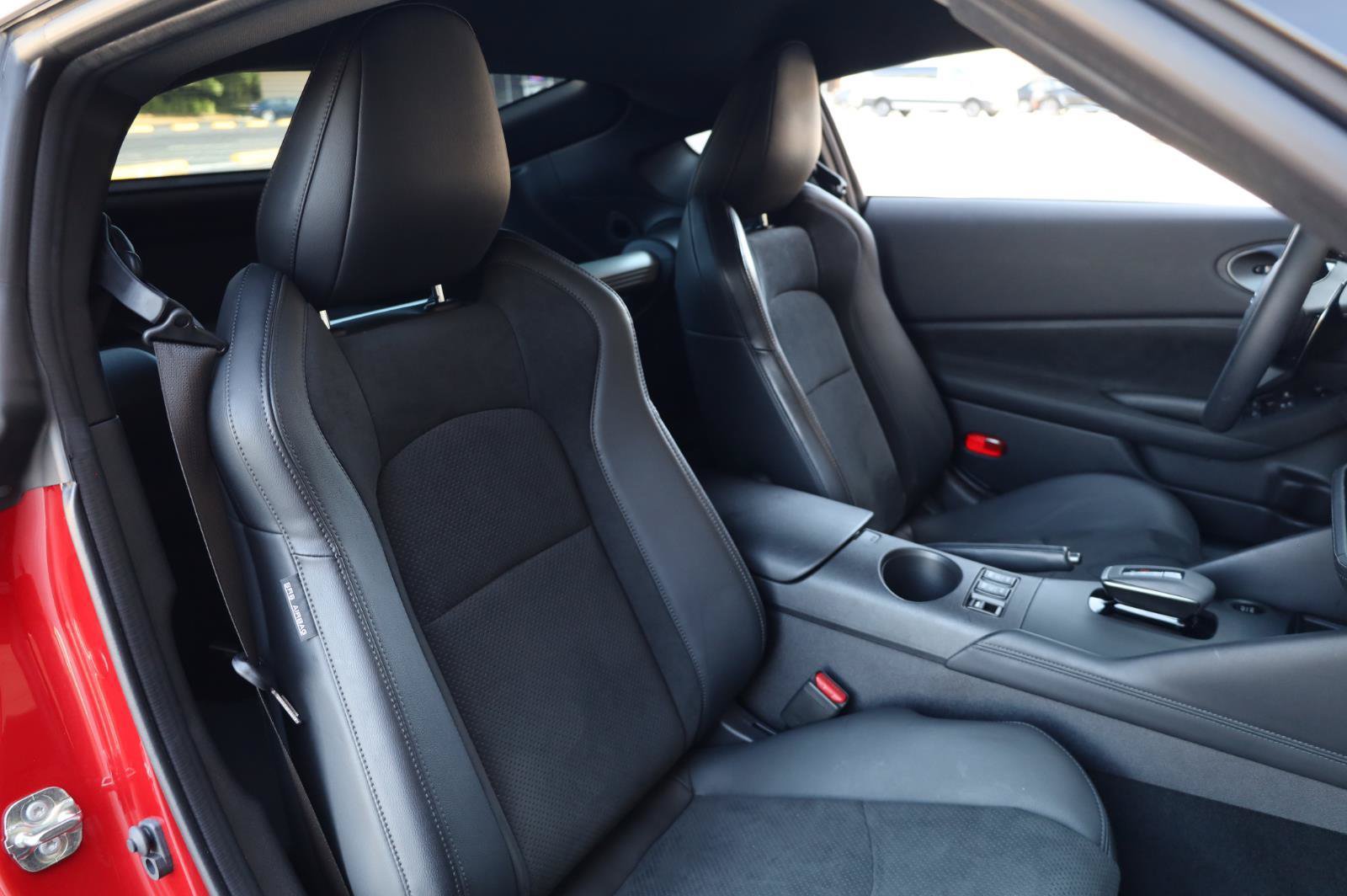 Used 2025 Nissan Z Performance w/ Floor Mat Package RWD image 20
