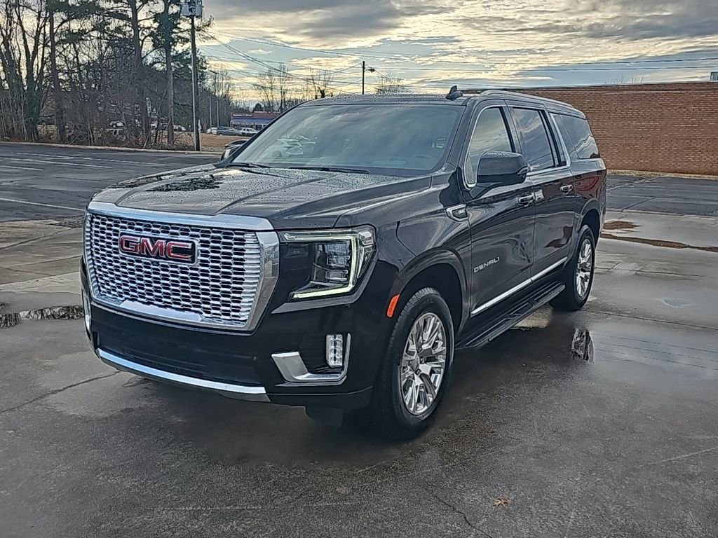 Certified 2024 GMC Yukon XL Denali w/ Max Trailering Package image 4