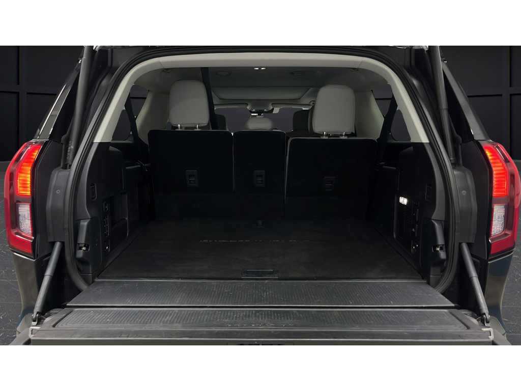 Used 2025 Ford Expedition Max Active AWD/4WD image 27
