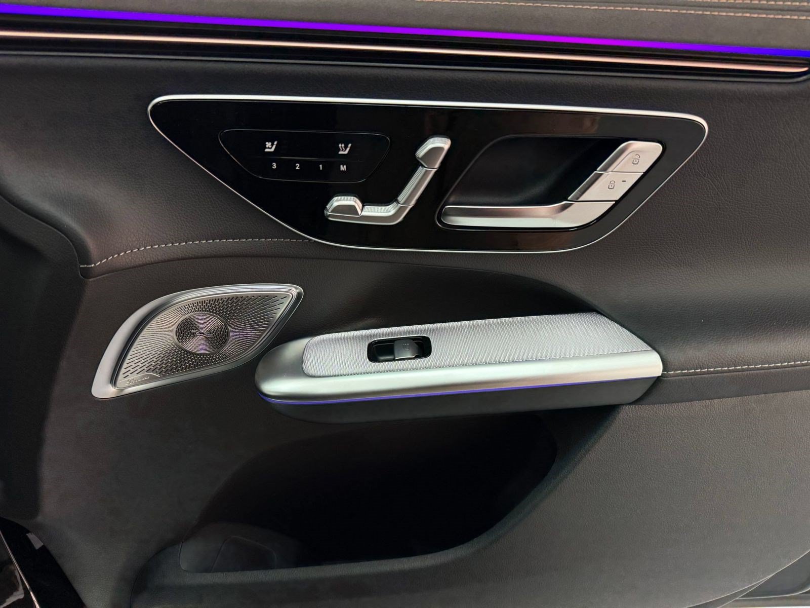 New 2027 Mercedes-Benz EQE 320 4MATIC SUV image 28