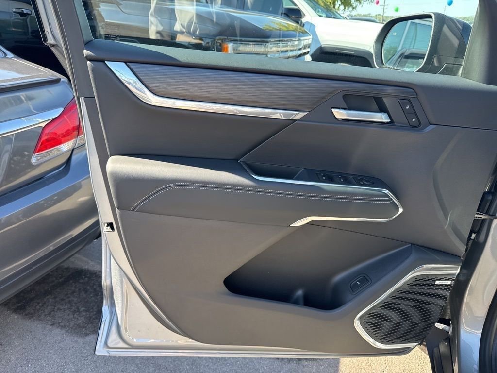 New 2026 GMC Acadia Elevation w/ Black Edition image 11