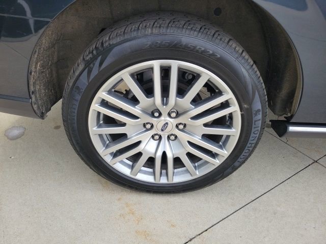 Used 2023 Ford Expedition Limited image 18