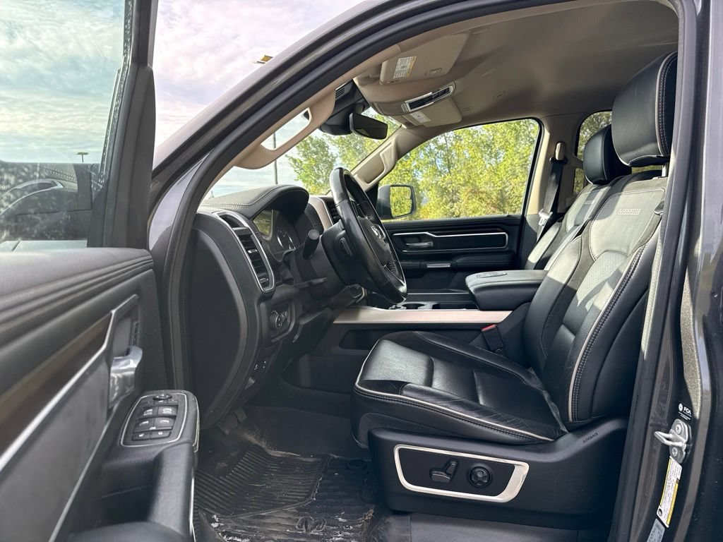 Used 2021 RAM 1500 Laramie AWD/4WD image 9