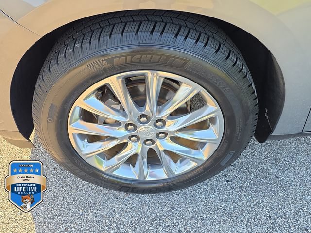 Certified 2018 Buick Enclave Premium w/ Experience Buick Package FWD image 7