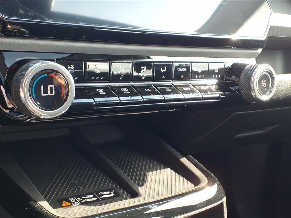 New 2027 Chevrolet Bolt RS w/ Technology Package image 9