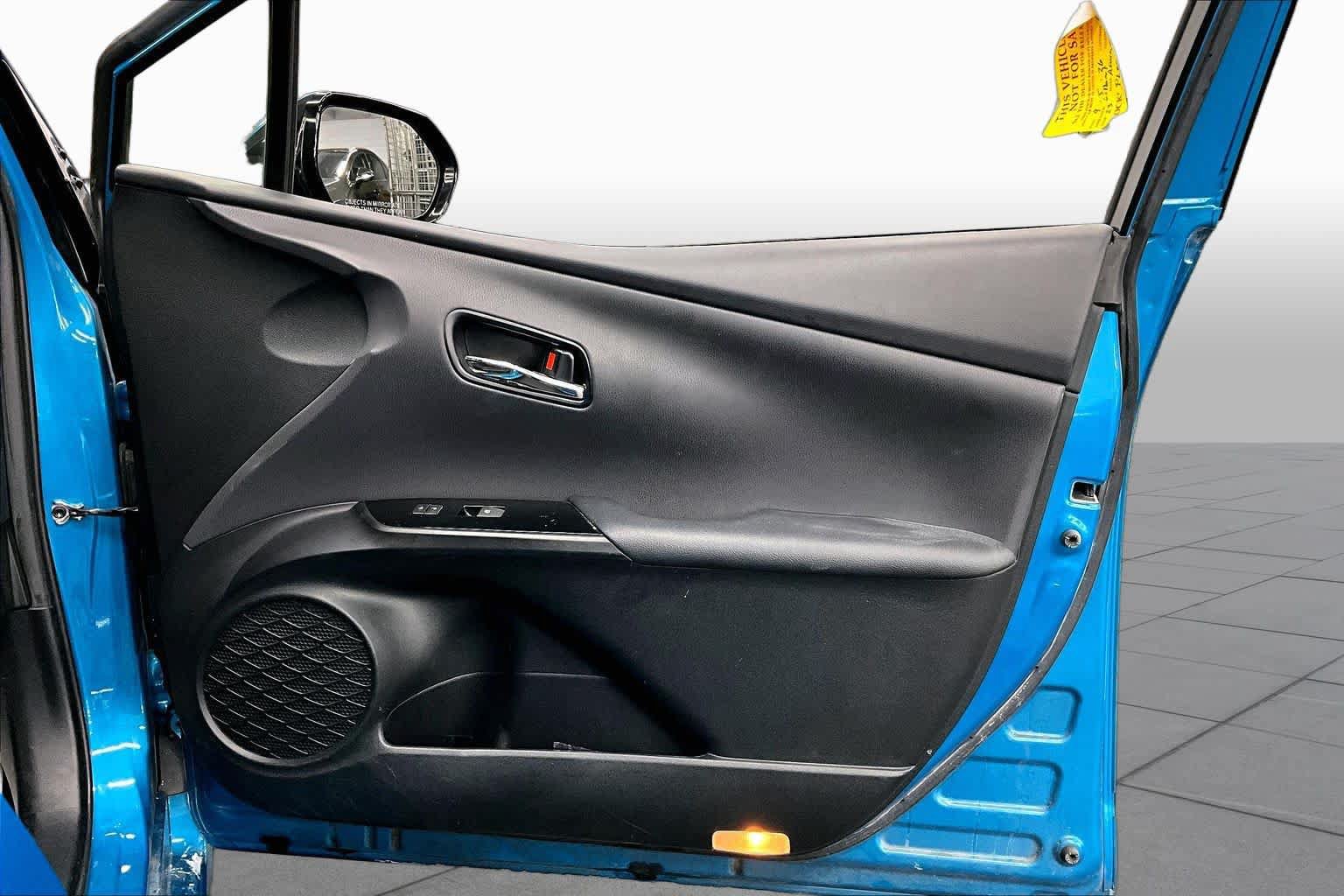 Used 2017 Toyota Prius Prime Premium w/ Carpet Mat Package FWD image 21