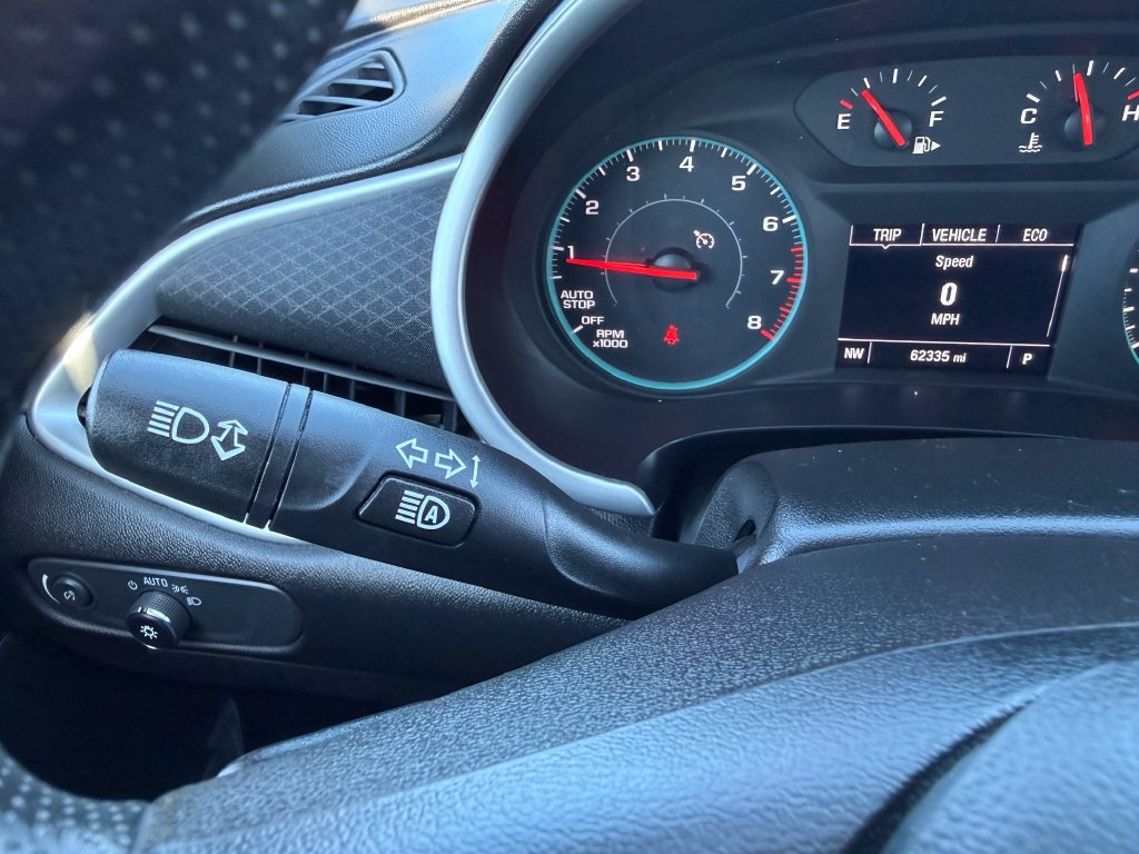 Used 2024 Chevrolet Malibu LT FWD image 23