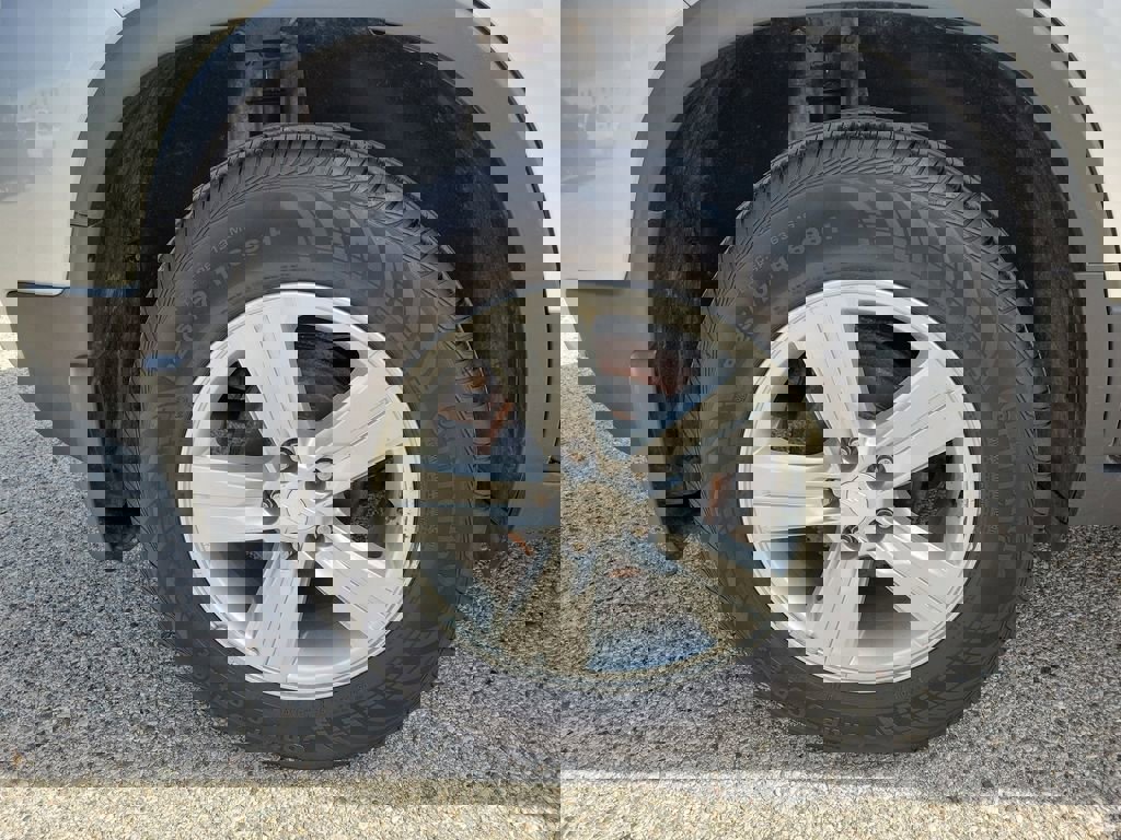 Certified 2019 Chevrolet Trax LS w/ Tint and Cruise Package image 5